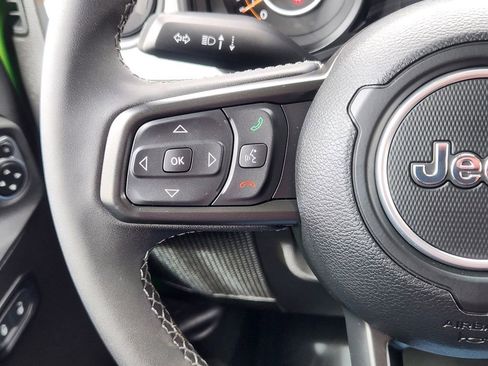 Used 2025 Jeep Wrangler Sport AWD/4WD image 16
