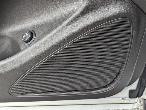 Used 2019 Buick Envision Essence image 23