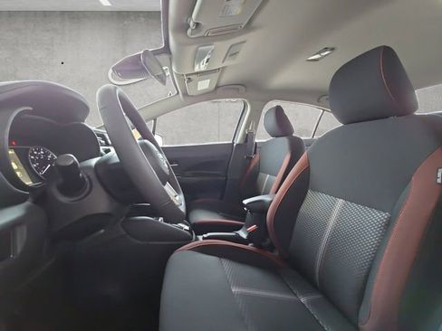 New 2025 Nissan Versa SR image 19