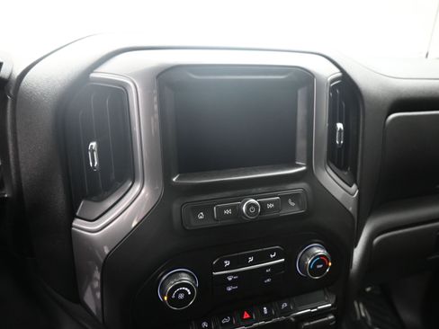 Certified 2021 Chevrolet Silverado 1500 Custom image 15