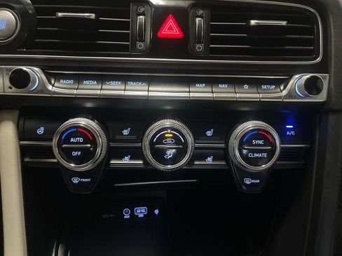 Used 2021 Genesis G70 2.0T w/ Prestige Package image 27