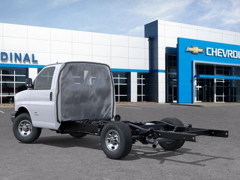 New 2025 Chevrolet Express 3500 w/ Power Convenience Package image 3