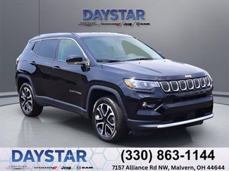 Used 2022 Jeep Compass Limited image 1