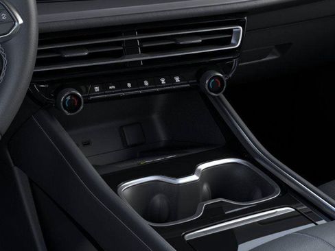 New 2026 Chevrolet Traverse LT w/ Driver Confidence Package FWD image 23