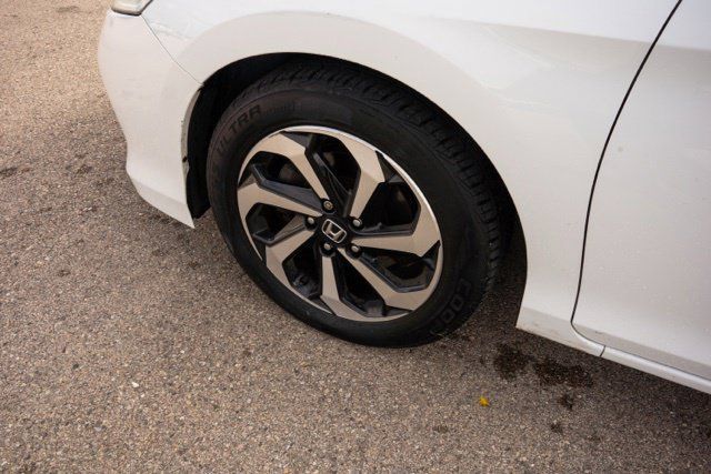 Used 2016 Honda Accord EX-L image 12