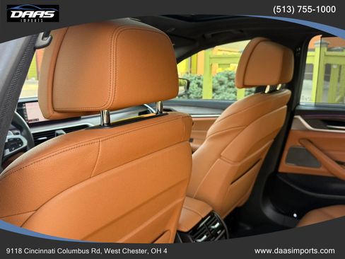 Used 2019 BMW M550i xDrive AWD/4WD image 39