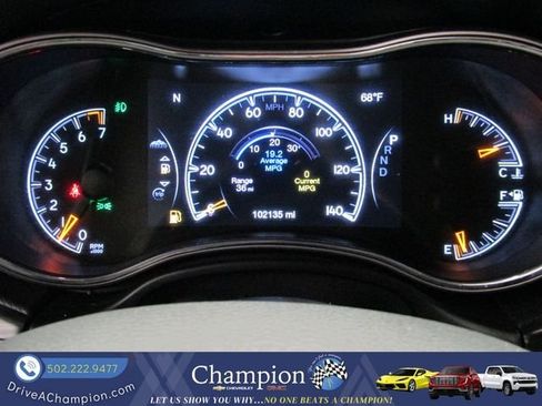 Used 2019 Jeep Grand Cherokee Limited w/ Luxury Group II image 33