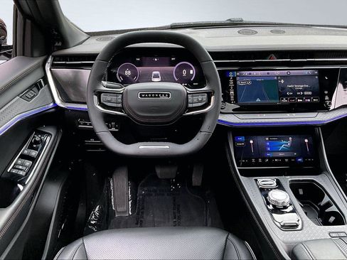 Used 2025 Jeep Wagoneer S Limited image 6