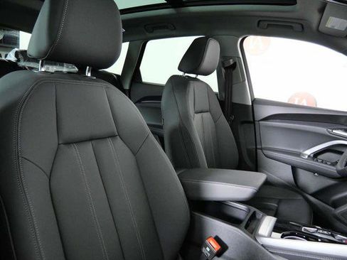 New 2025 Audi Q5 Premium Plus image 12