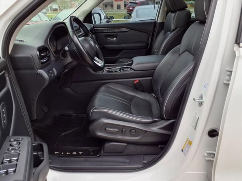 Used 2023 Honda Pilot Elite image 17