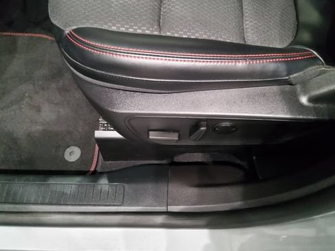 Used 2023 Ford Escape ST-Line w/ Tech Pack #1 FWD image 33