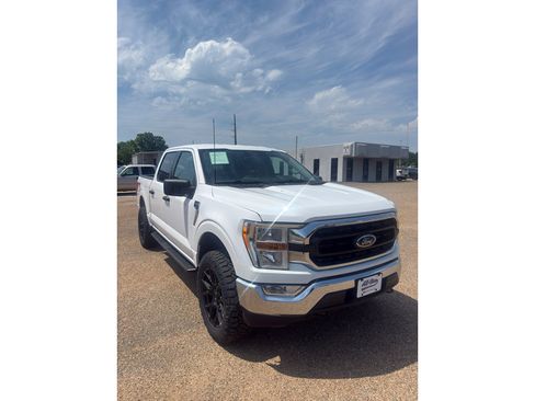 Used 2022 Ford F150 XLT w/ Equipment Group 301A Mid AWD/4WD image 20