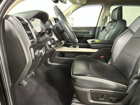 Used 2022 RAM 3500 Laramie AWD/4WD image 12