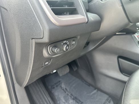 Used 2023 GMC Terrain AT4 w/ Infotainment Package II image 31