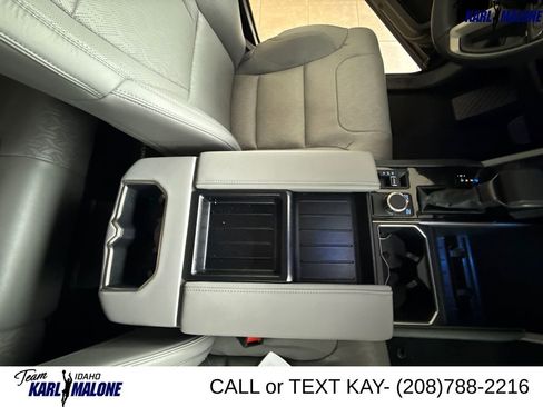 Used 2024 Toyota Tundra Limited AWD/4WD image 25