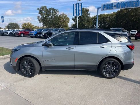 Used 2024 Chevrolet Equinox RS image 3