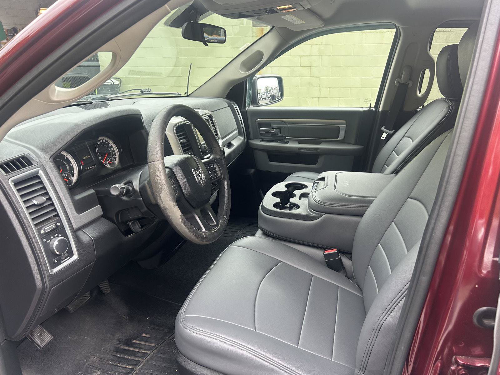 Used 2017 RAM 1500 Classic SLT AWD/4WD image 10