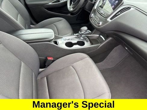 Used 2023 Chevrolet Malibu LT FWD image 39
