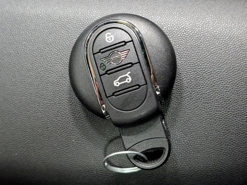 Used 2021 MINI Cooper SE w/ 8.8" Touchscreen Nav Package FWD image 38