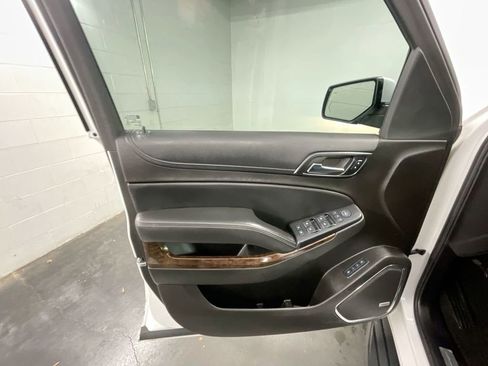 Used 2017 Chevrolet Tahoe LT image 23