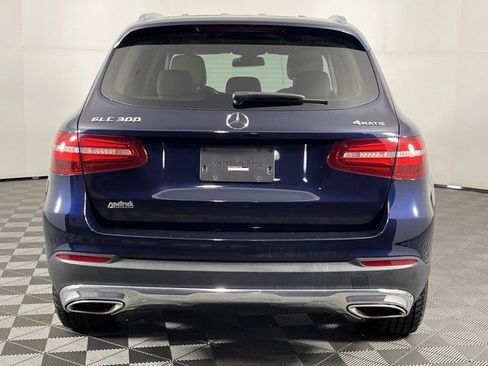 Used 2019 Mercedes-Benz GLC 300 4MATIC image 7