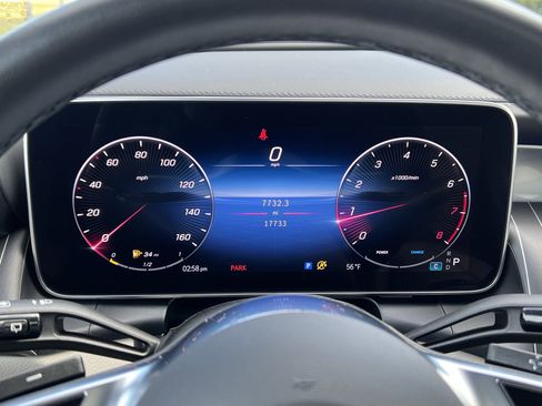 Used 2024 Mercedes-Benz GLC 300 300 image 21