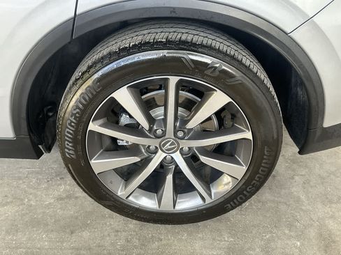 Used 2025 Acura MDX FWD w/ Technology Package image 10