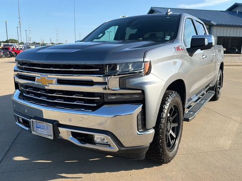 Used 2019 Chevrolet Silverado 1500 LTZ w/ LTZ Premium Package AWD/4WD image 2