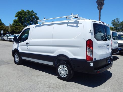Used 2025 Ford Transit 250 Low Roof w/ Exterior Upgrade Package RWD image 6
