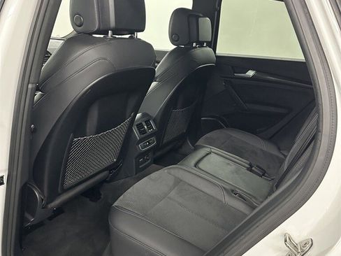 Used 2022 Audi SQ5 Premium Plus w/ Premium Plus Package image 31