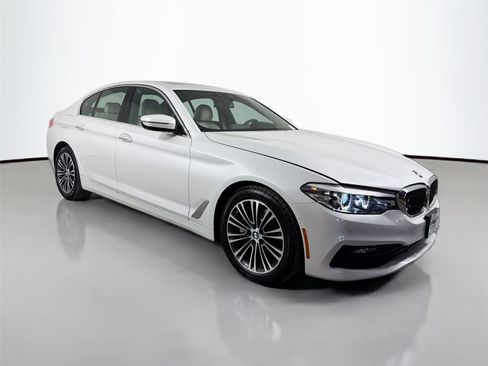 Used 2017 BMW 530i RWD image 3