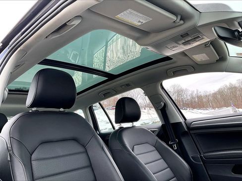 Used 2017 Volkswagen Golf Alltrack SEL image 20