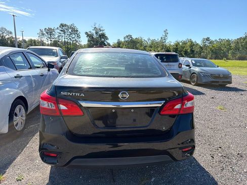 Used 2016 Nissan Sentra S FWD image 6