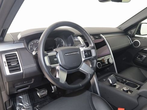 Used 2023 Land Rover Discovery S R-Dynamic image 29