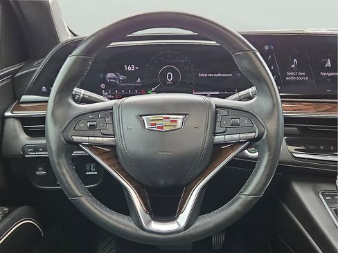 Used 2023 Cadillac Escalade Premium Luxury Platinum AWD/4WD image 13