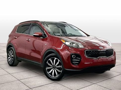 Used 2018 Kia Sportage EX w/ EX Technology Package AWD/4WD image 2
