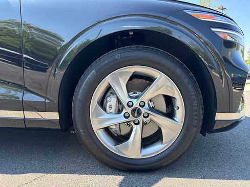 Used 2026 Genesis GV70 2.5T Advanced AWD/4WD image 12