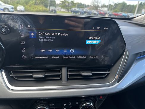 New 2025 Chevrolet Trax LT w/ Driver Confidence Package FWD image 11