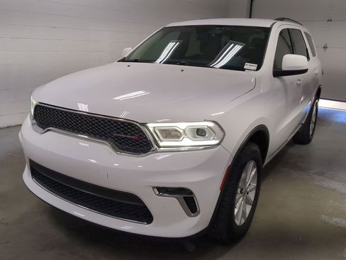 Certified 2022 Dodge Durango SXT image 10