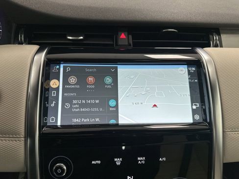 Used 2021 Land Rover Discovery Sport SE R-Dynamic image 37