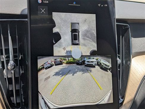 New 2026 Volvo XC60 B5 Plus w/ Protection Package Premier image 23