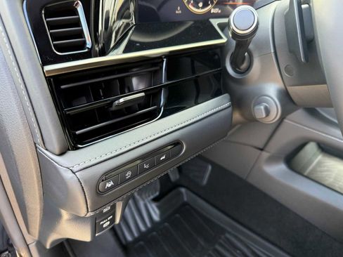 New 2026 INFINITI QX80 Autograph w/ Premium Cargo Package image 12