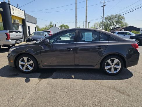 Used 2016 Chevrolet Cruze LT w/ RS Package FWD image 9