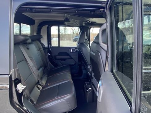 New 2026 Jeep Gladiator Rubicon image 32