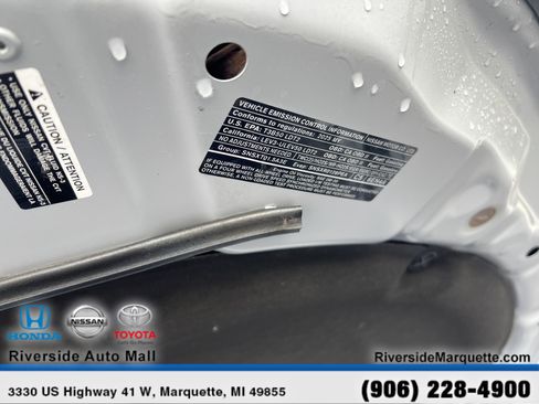 Used 2025 Nissan Rogue SV AWD/4WD image 14