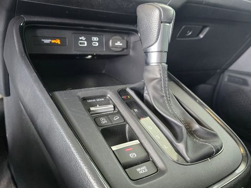 Used 2023 Honda CR-V EX image 11