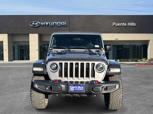 Used 2020 Jeep Gladiator Rubicon image 2