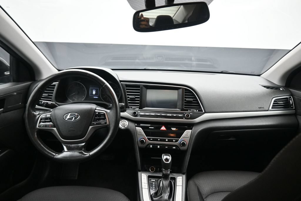 Used 2018 Hyundai Elantra Value Edition w/ Cargo Package FWD image 34