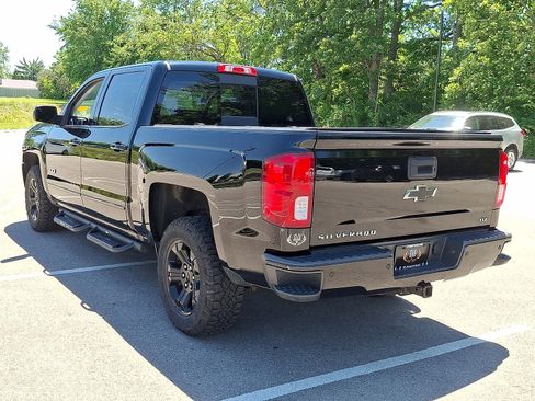 Used 2018 Chevrolet Silverado 1500 LTZ Z71 w/ LTZ Plus Package AWD/4WD image 22