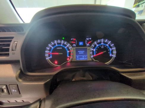 Used 2017 Toyota 4Runner Limited RWD image 18